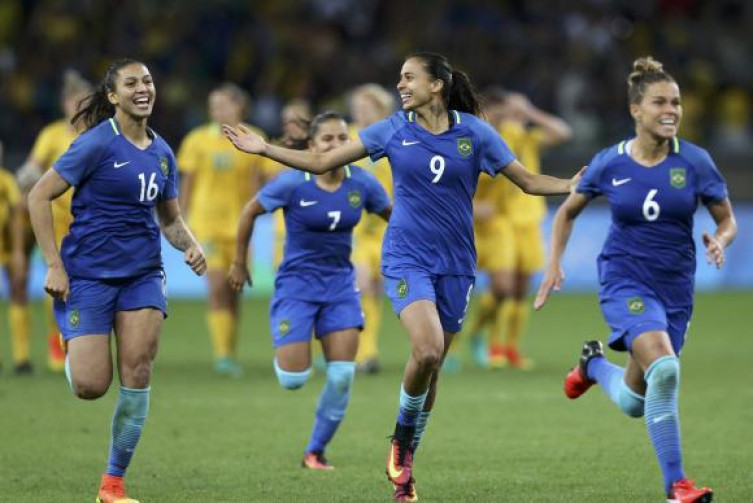 Brasil Supera Australia Nos Penaltis E Vai A Semifinal Do Futebol Feminino Diario Corumbaense