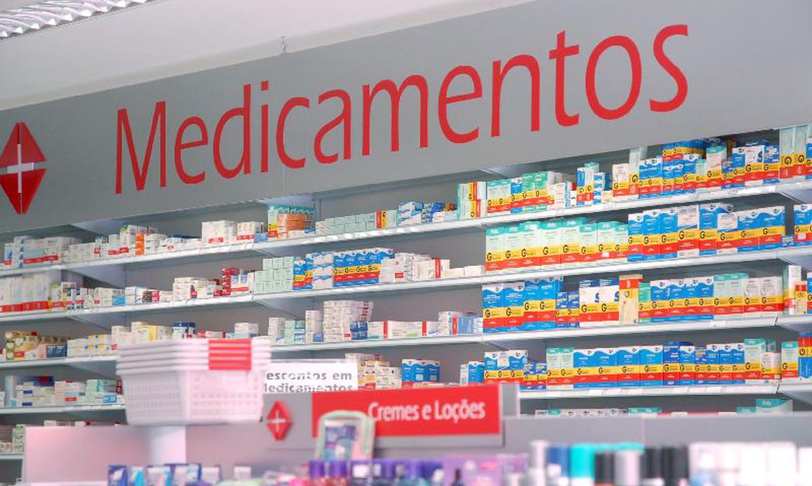 Senado aprova suspensão no aumento de preço de medicamentos em 2021 - Diário Corumbaense