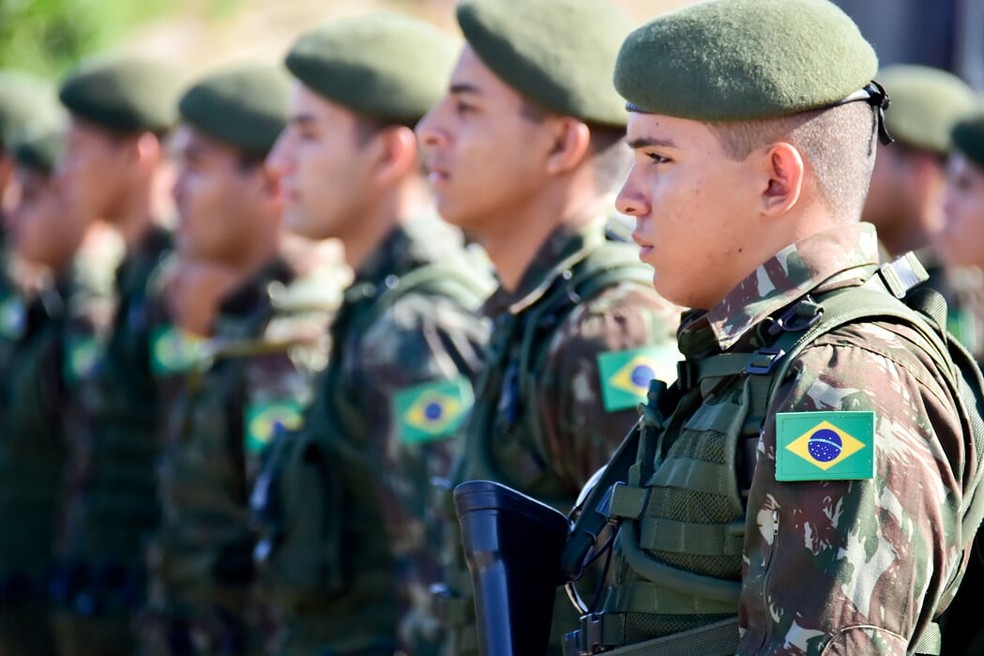 Com salários de R$ 2,6 mil a R$ 7 mil, Exército abre inscrições para  temporário - Empregos - Campo Grande News